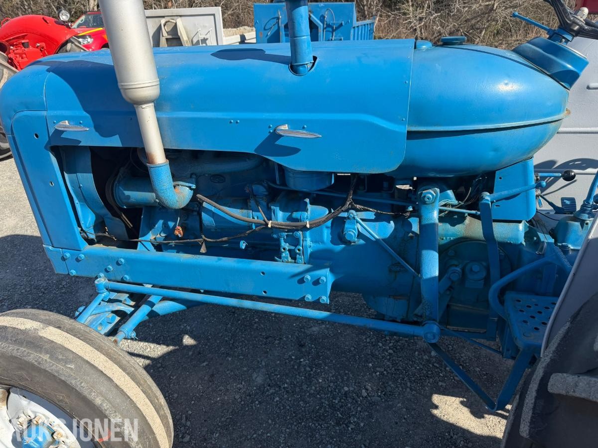 Fordson Super Major - Mva fri traktor